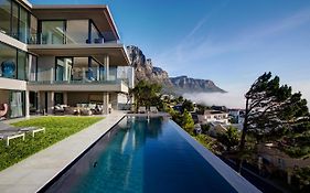 Cb-One Luxury Stay